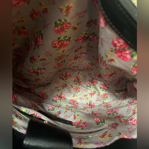 New-Betsey Johnson-Be Mine Tote Bag - Picture 8 of 9